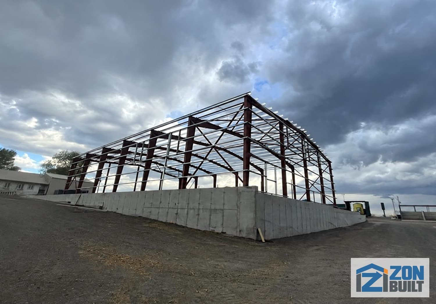 steel building construction